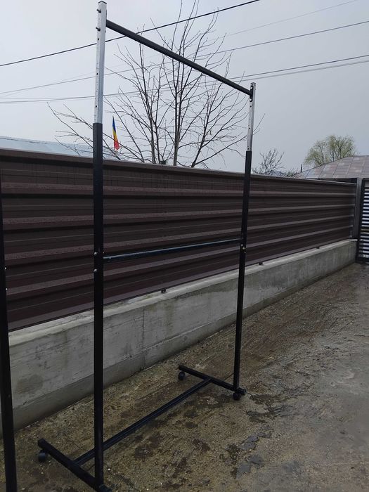 Stender haine metalic