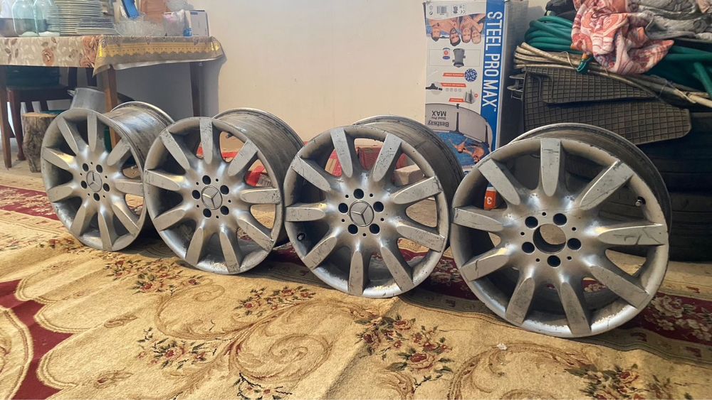 Оригинальный диск Мерседес 221 R19