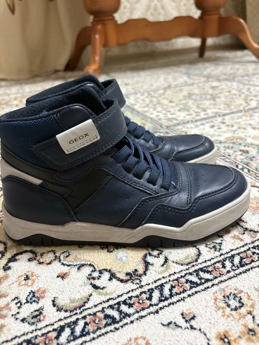 Ботинки Geox на мальчика 36р