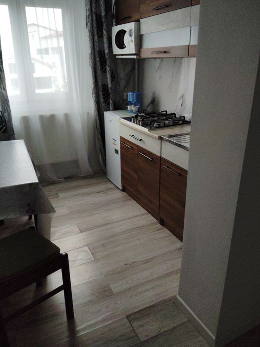 NON-STOP   Închiriez garsoniere regim hotelier