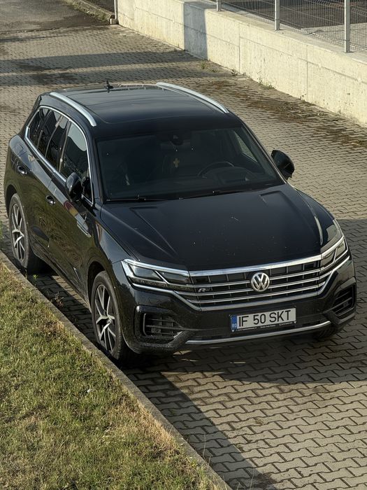 Volkswagen Touareg R Line 3.0 TDI 286 cp