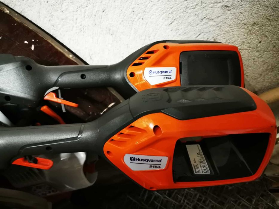 HUSQVARNA set pe acumulator cositoare drujba suflanta,impecabil !!!