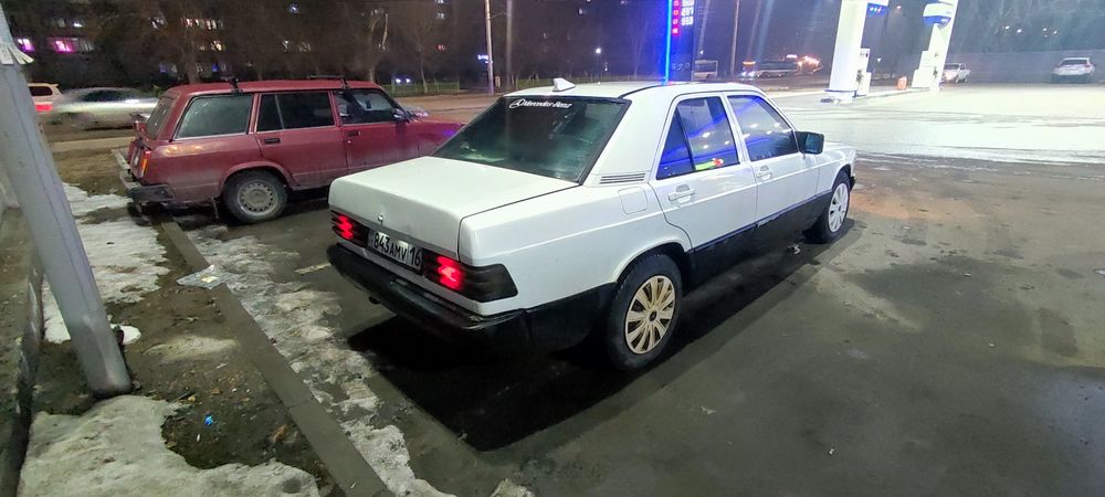 Продам мерс 190 на ходу