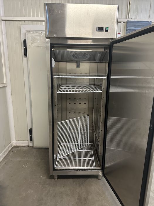Frigider inox horeca