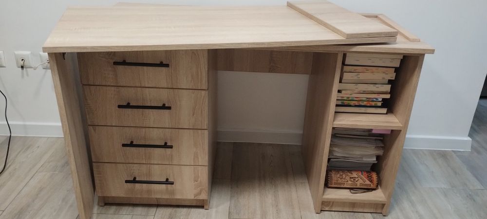 Разтегателно бюро