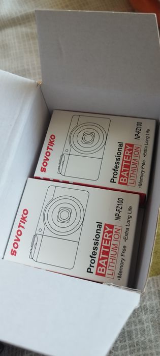 Комплект батерии NP-FZ100 2500mAh, 2 броя, с двупортово зарядно за Sony A7III, A7IV, A7C, ZV-E1