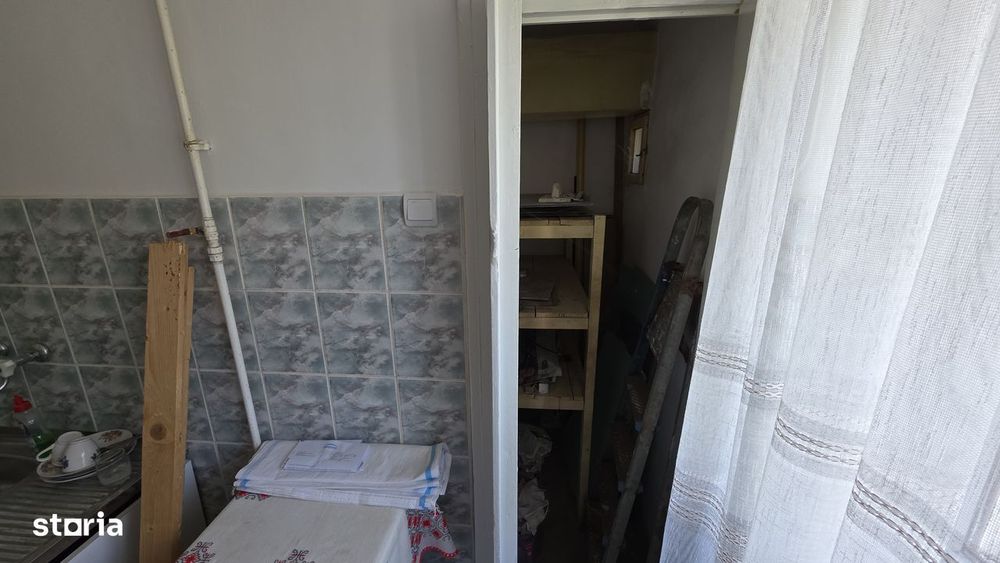 Vand ap 2 camere zona Piata Mare
