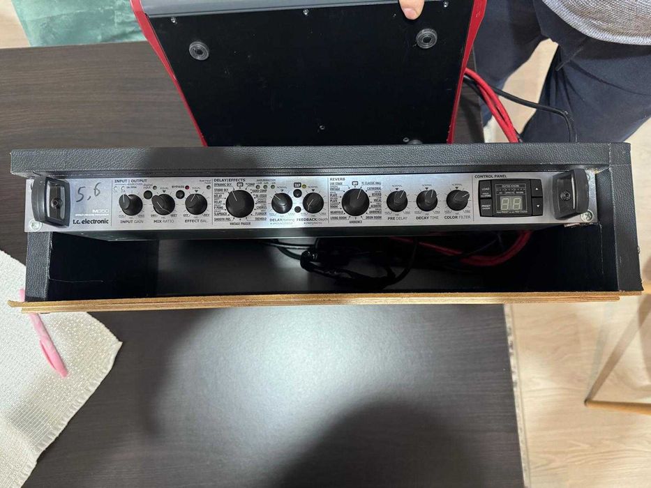 Vand Mixer Allen&Heath Zed-10 (cu sau fara efect TC Electronic M350)