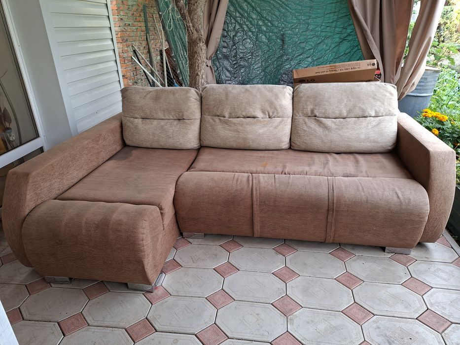 Продам диван б/у