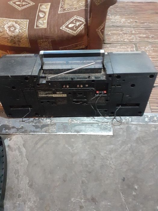 Продам японскую магнитолу sharp 940