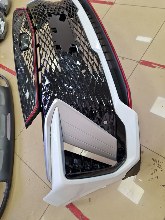 Запчасти Джели GEELY COOLRAY NEW бампер в сборе в цвет