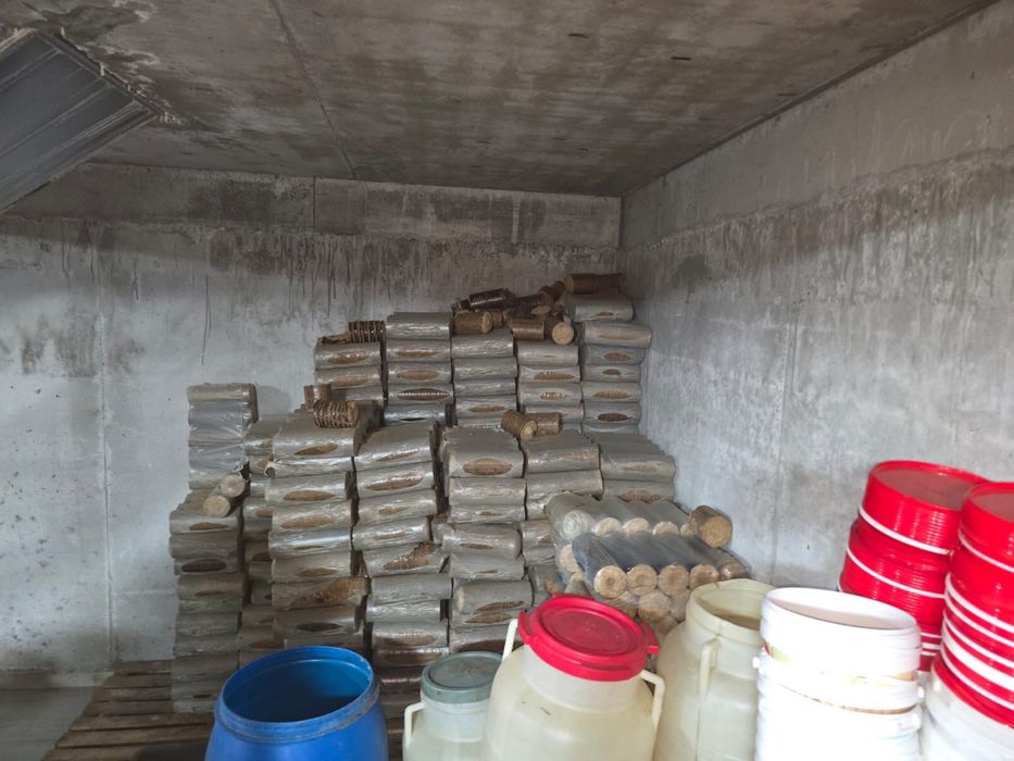 Vand bricheti 3 tone