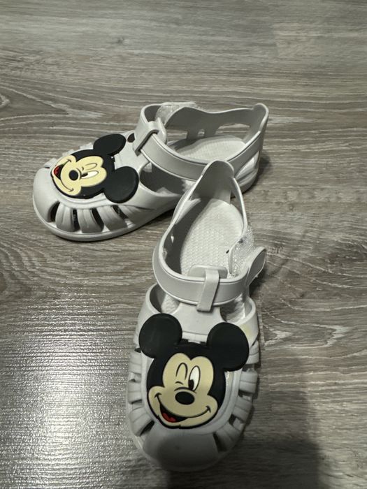 Детски сандали