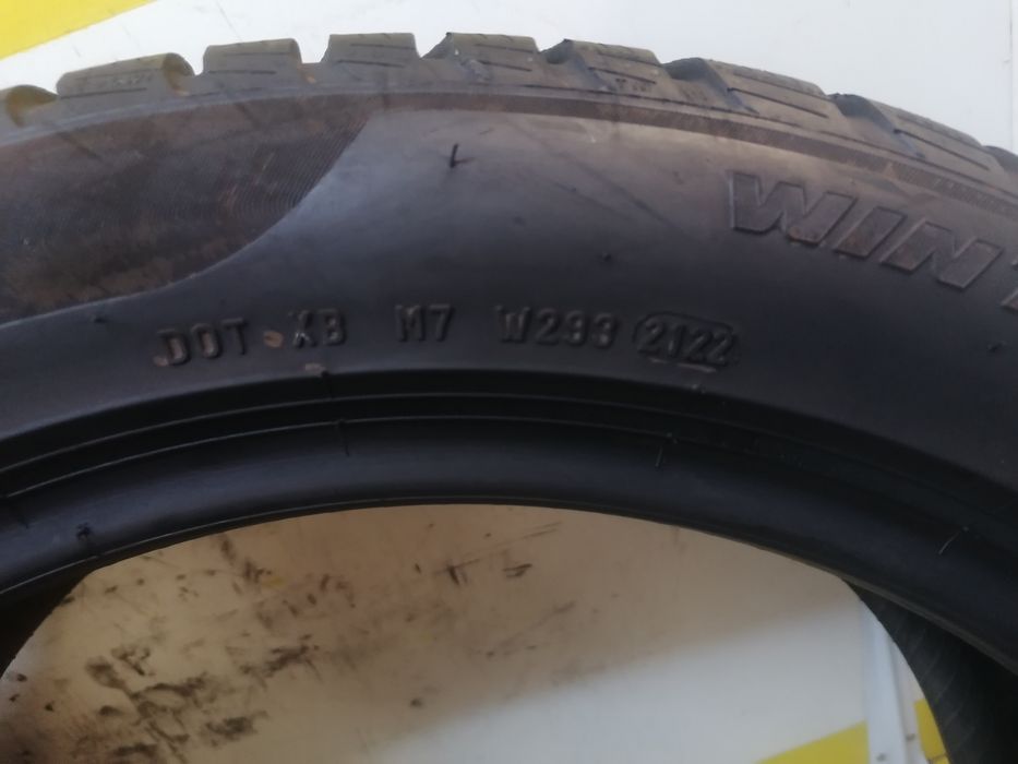 215/50/18 4* Pirelli iarna 92v dot 2122.  6,,43mm