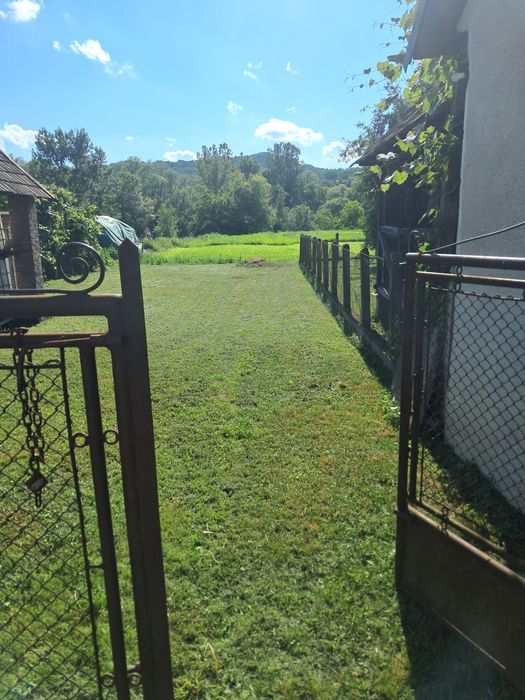 Vand casa in  loc Tihau