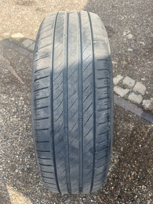 215/65r17 impecabile