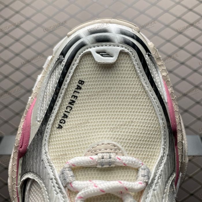 Balenciaga Triple S 2.0