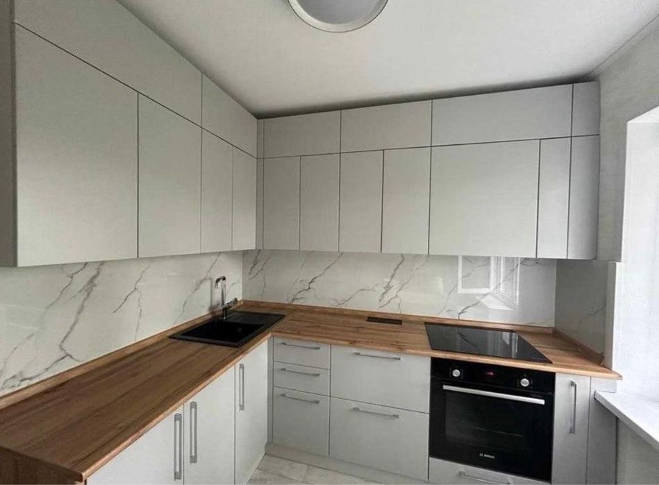 Кухня.Прихожка .Спальная