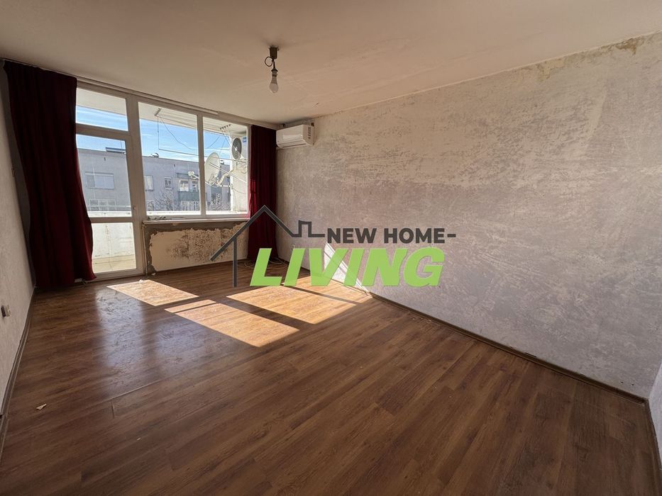 Продава се Тристаен апартамент в Пловдив, Сточна гара - 70 кв.м за 1020 €/кв.м - Снимка #1