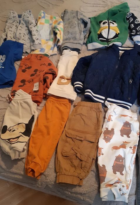 Лот дрехи за момиче 06м_09 м