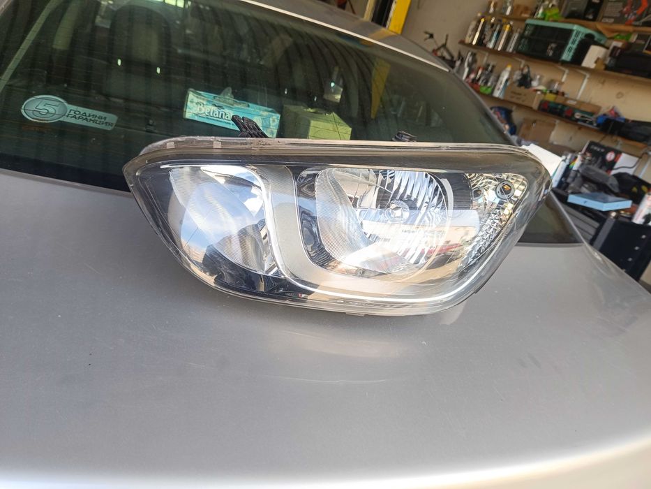 Фар преден ляв Хюндай i20