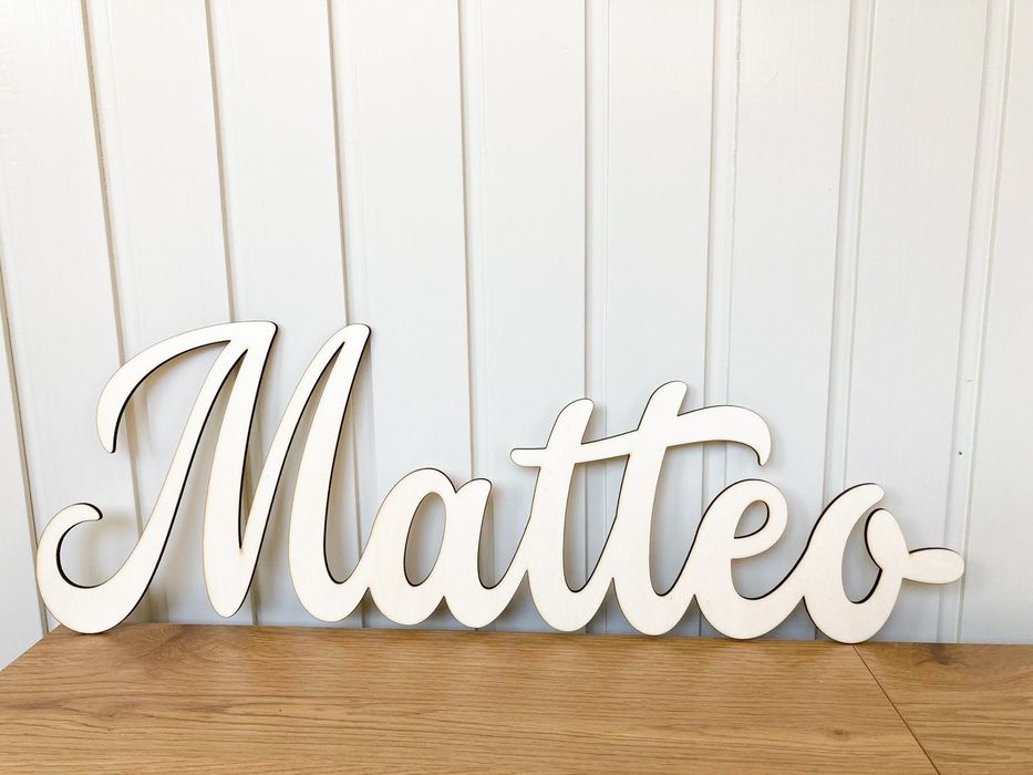 Nume personalizat din lemn