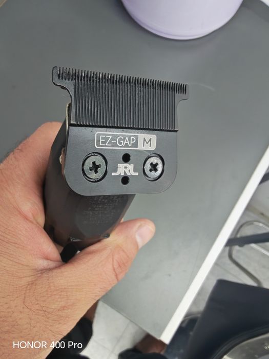 Продам машинки Jrl