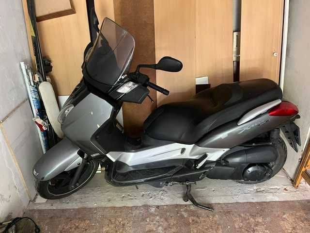 Скутер Yamaha YP 250 R X MAX