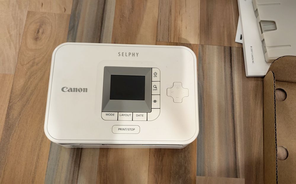 Imprimanta foto compactă Canon SELPHY CP740 portabila