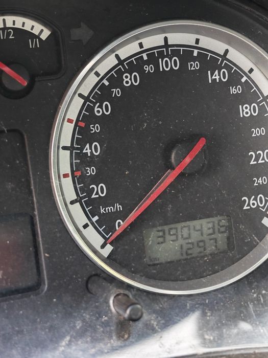 VOLKSWAGEN Golf 2003 — imagine 3