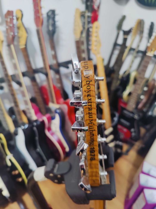 Chitara electrica  de Lutier, 1978, facuta manual