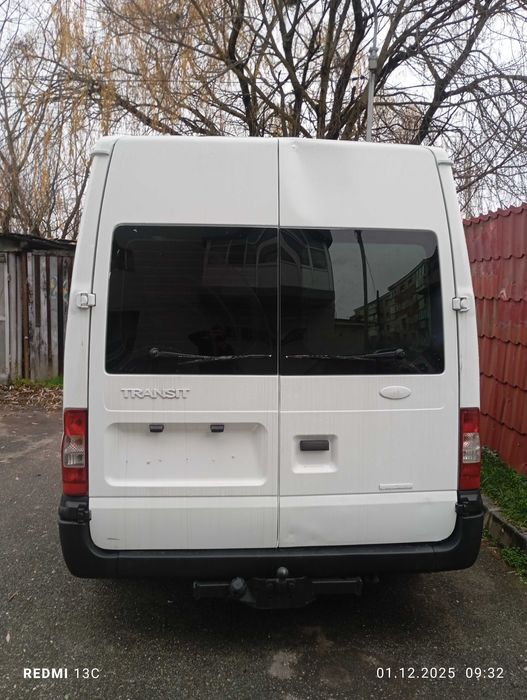 Vând Ford Transit