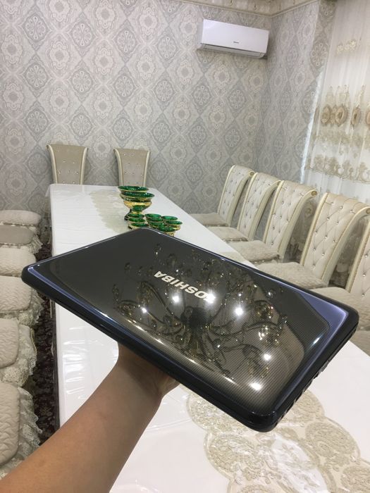 TOSHIBA Satellite