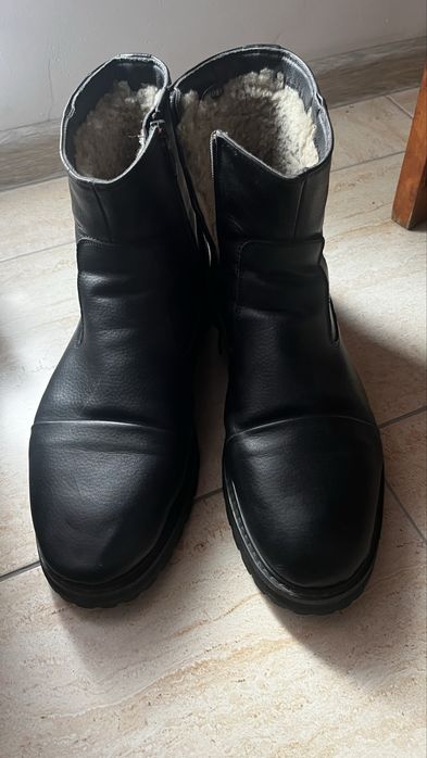 Ботинки эко кожа размер 42