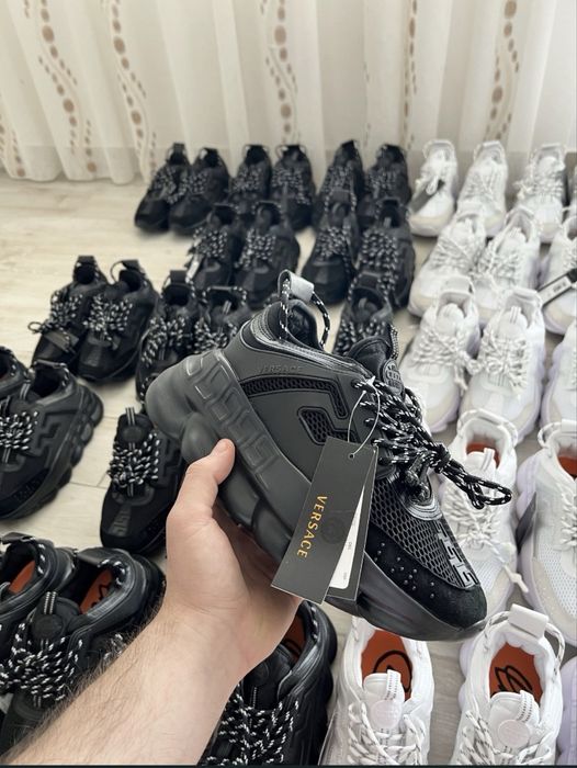 Versace Chain Reaction