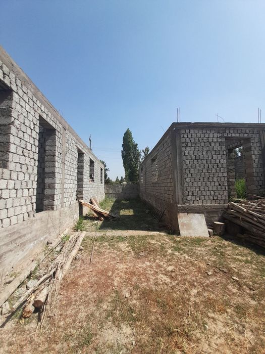 Участка сотилади 12 сотих