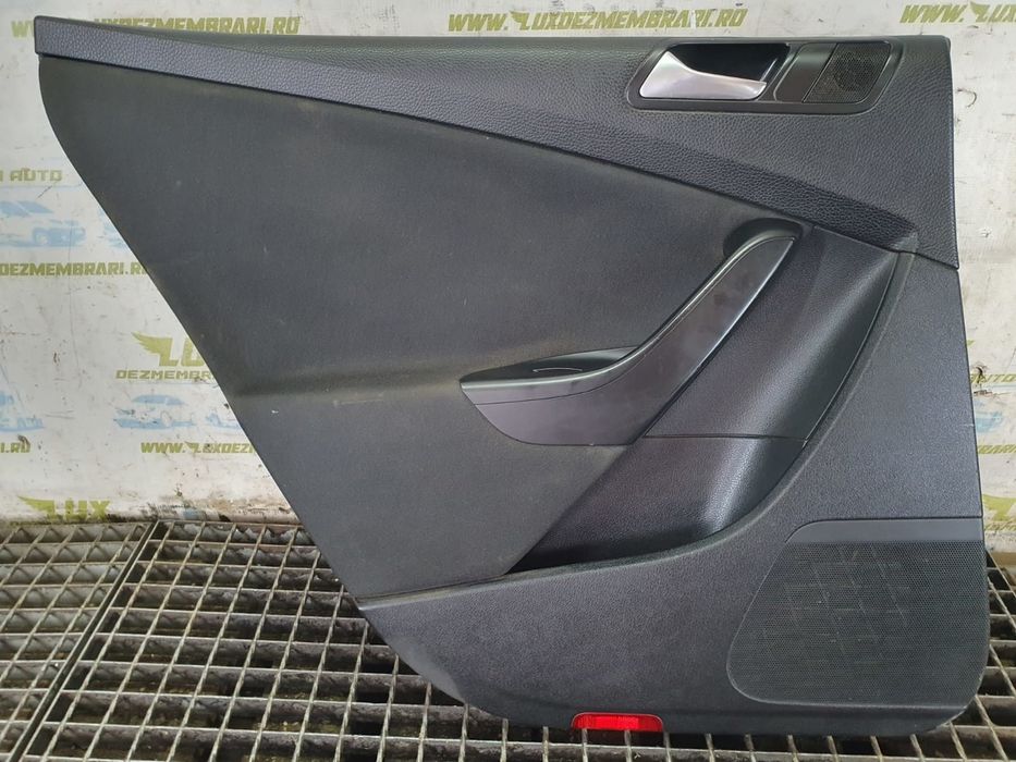 Fata usa stanga spate Volkswagen Passat B6 (2005 - 2010)