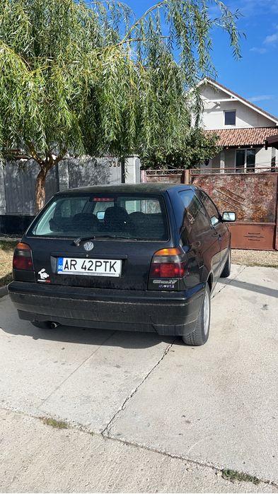 Volkswagen Golf 1995 benzină, 1.050 € — imagine 2