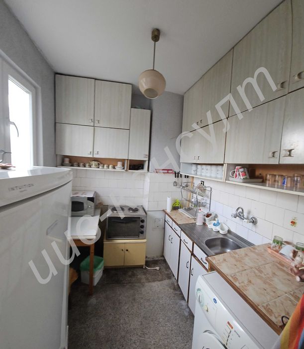 Двустаен апартамент до стадиона, гр. В. Търново