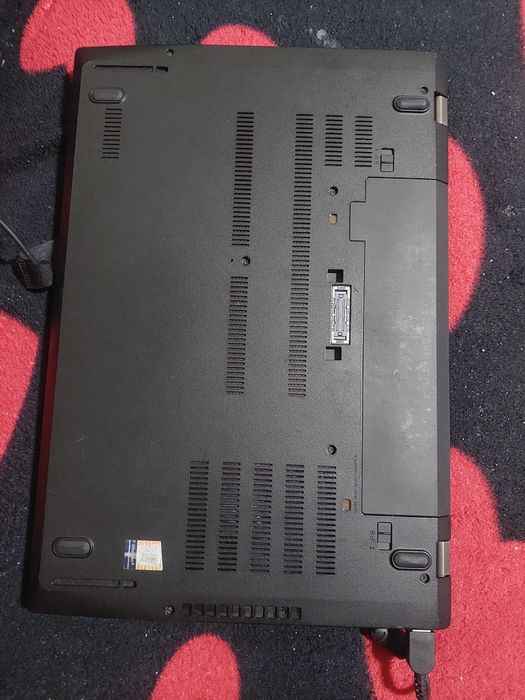 Laptop Lenovo T570 i5