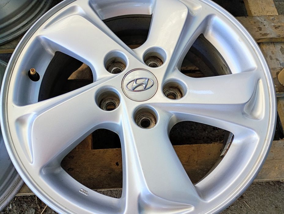 Перфектни 16-5х114.3 ЕТ45 6.5j Hyundai i30