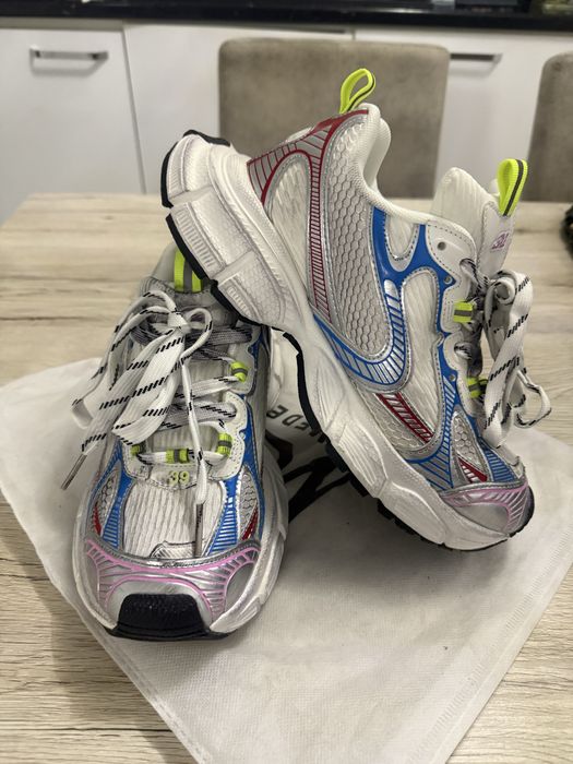 Оферта Само Сега Нови кецове Balenciaga