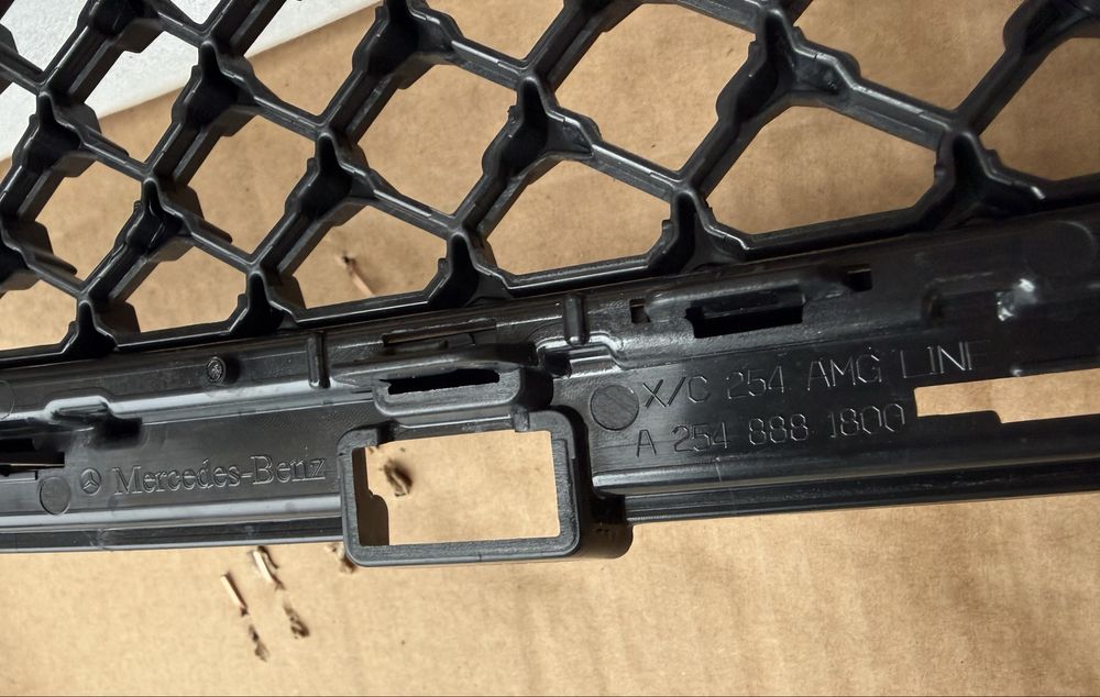 Решетка Mercedes GLC W254 AMG 2022-
