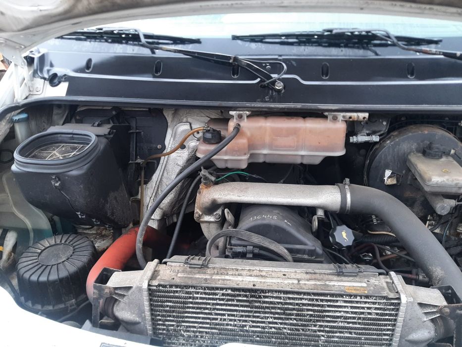 Vând iveco duba. 2 8. 130 cp