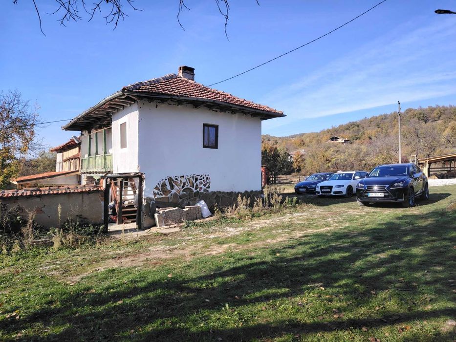 Продава се Къща в с. Голяма Желязна, Област Ловеч - 213 кв.м за 1038 €/кв.м - Снимка #22