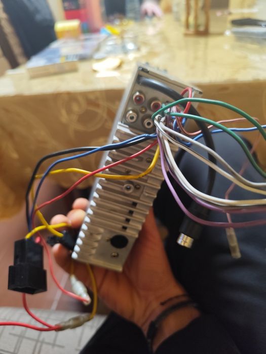 Alpine CDE-9803R и Sony DSX-A42UI