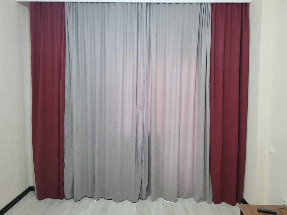 Шторы серые в зал б/у