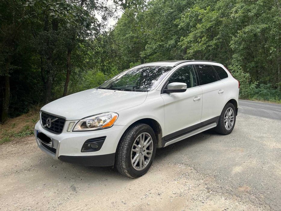 VOLVO XC60 2010 — imagine 2