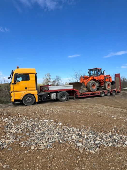 Transport marfa , agabaritic , utilaje.