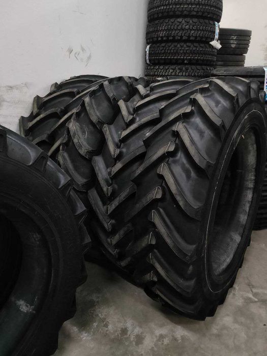 Тракторларга 13.6R38 - 15.5R38 Кама Алтай Валтура балонлар бор
